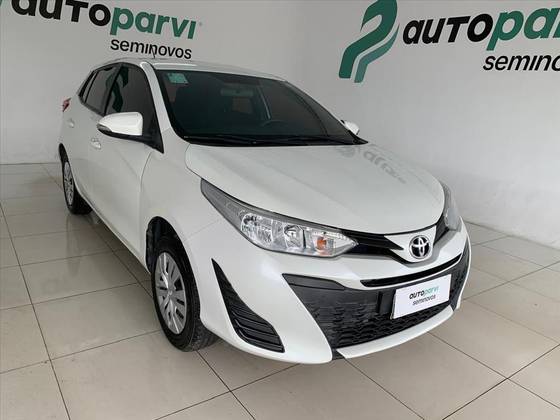 TOYOTA YARIS 1.3 16V FLEX XL LIVE MANUAL TOYOTA YARIS 1.3 16V FLEX XL LIVE MANUAL
